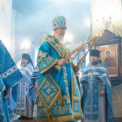 4 сентября, в Неделю 12-ю по Пятидесятнице, епископ Городецкий и Ветлужский Августин совершил Божественную литургию в кафедральном соборе Феодоровской иконы Божией Матери