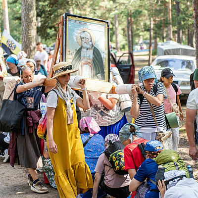 Приглашаем принять участие в Крестном ходе «Городец — Дивеево»!