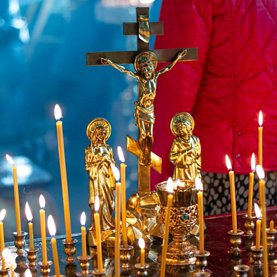 4 сентября, в Неделю 12-ю по Пятидесятнице, епископ Городецкий и Ветлужский Августин совершил Божественную литургию в кафедральном соборе Феодоровской иконы Божией Матери