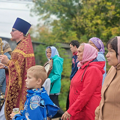 В день престольного праздника храма в честь Воздвижения Честного и Животворящего Креста Господня в Тонкино состоялись торжества
