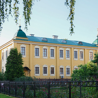 Митрополит Георгий встретился с белорусской делегацией, прибывший на форум «Наследие преподобного Серафима Саровского как основа жертвенного служения»