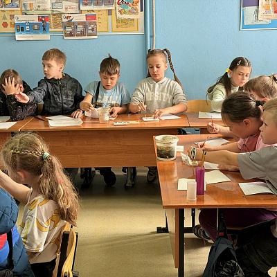 Клирик Никольского храма провел Урок славянской письменности для школьников Городца