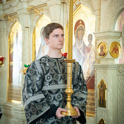 Епископ Городецкий и Ветлужский Парамон совершил Литургию Преждеосвященных Даров в Архиерейском подворье Собора Святой Живоначальной Троицы с. Белбаж