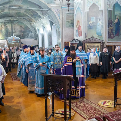 Епископ Городецкий и Ветлужский Парамон совершил Божественную литургию в храме Казанской иконы Божией Матери в с. Роженцово