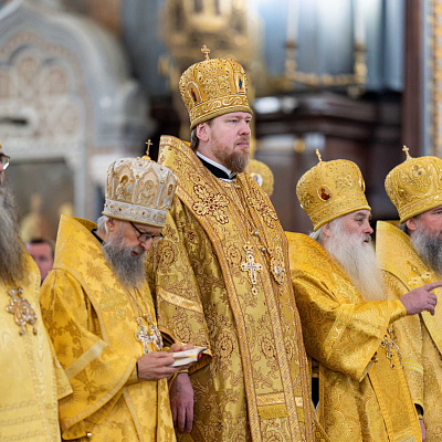Митрополит Георгий сослужил Святейшему Патриарху на Божественной литургии в Храме Христа Спасителя в Москве