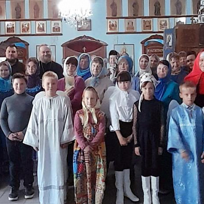 Покров Пресвятой Богородицы - один из самых почитаемых у православных христиан осенних праздников