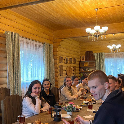 Молодежь и духовенство Приокского благочиния Нижегородской епархии провели субботник и воскресную встречу
