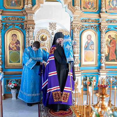 Епископ Иосия возглавил богослужение престольного праздника во Владимирском храме в селе Сеченово