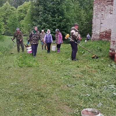 Жители с. Макарьевское Ветлужского округа провели субботник в рамках реализации программы по консервации разрушенных храмов