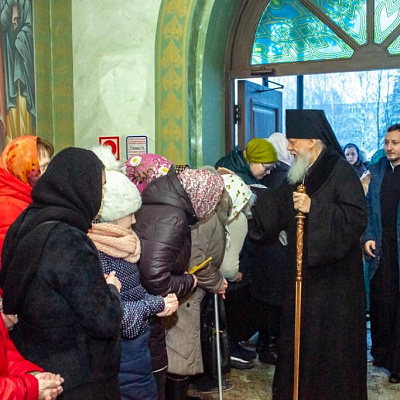 В праздник Сретения Господня епископ Городецкий и Ветлужский Августин совершил Божественную литургию в Феодоровском кафедральном соборе Городца