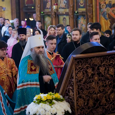 Управляющий Нижегородской епархией совершил Божественную литургию в Александро-Невском кафедральном соборе Нижнего Новгорода