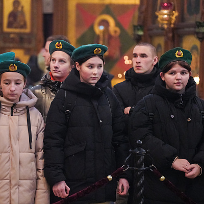 В день храмового праздника российских пограничников в кафедральном соборе Нижнего Новгорода совершен молебен перед иконой «Введение во храм Пресвятой Богородицы»