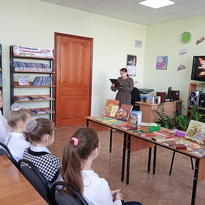 «Праздник духовной книги» в Шарангском благочинии