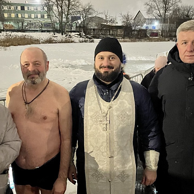 В благочиниях Нижегородской епархии состоялись крещенские купания