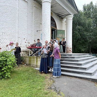 Приход храма Вознесения Господня села Цыкино Сокольского благочиния отметил престольный праздник