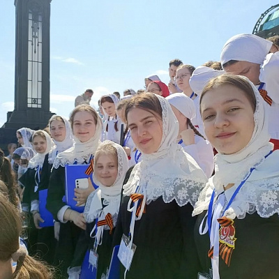 Воспитанницы воскресной школы при Крестовоздвиженском женском монастыре выступили в составе «Детского Победного хора» на богослужении с участием Патриарха Кирилла в Москве