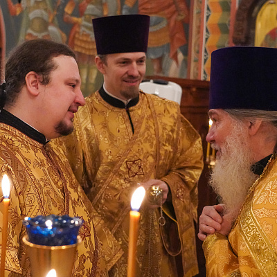 Митрополит Георгий совершил Божественную литургию на Патриаршем подворье Дивеевского монастыря в Москве