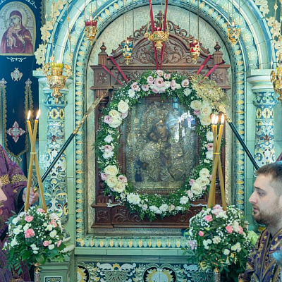 В престольный праздник Городецкого Феодоровского мужского монастыря епископ Городецкий и Ветлужский Парамон совершил Литургию Преждеосвященных Даров