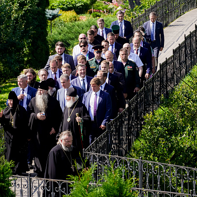Святейший Патриарх Кирилл посетил Канавку Пресвятой Богородицы в Серафимо-Дивеевском монастыре